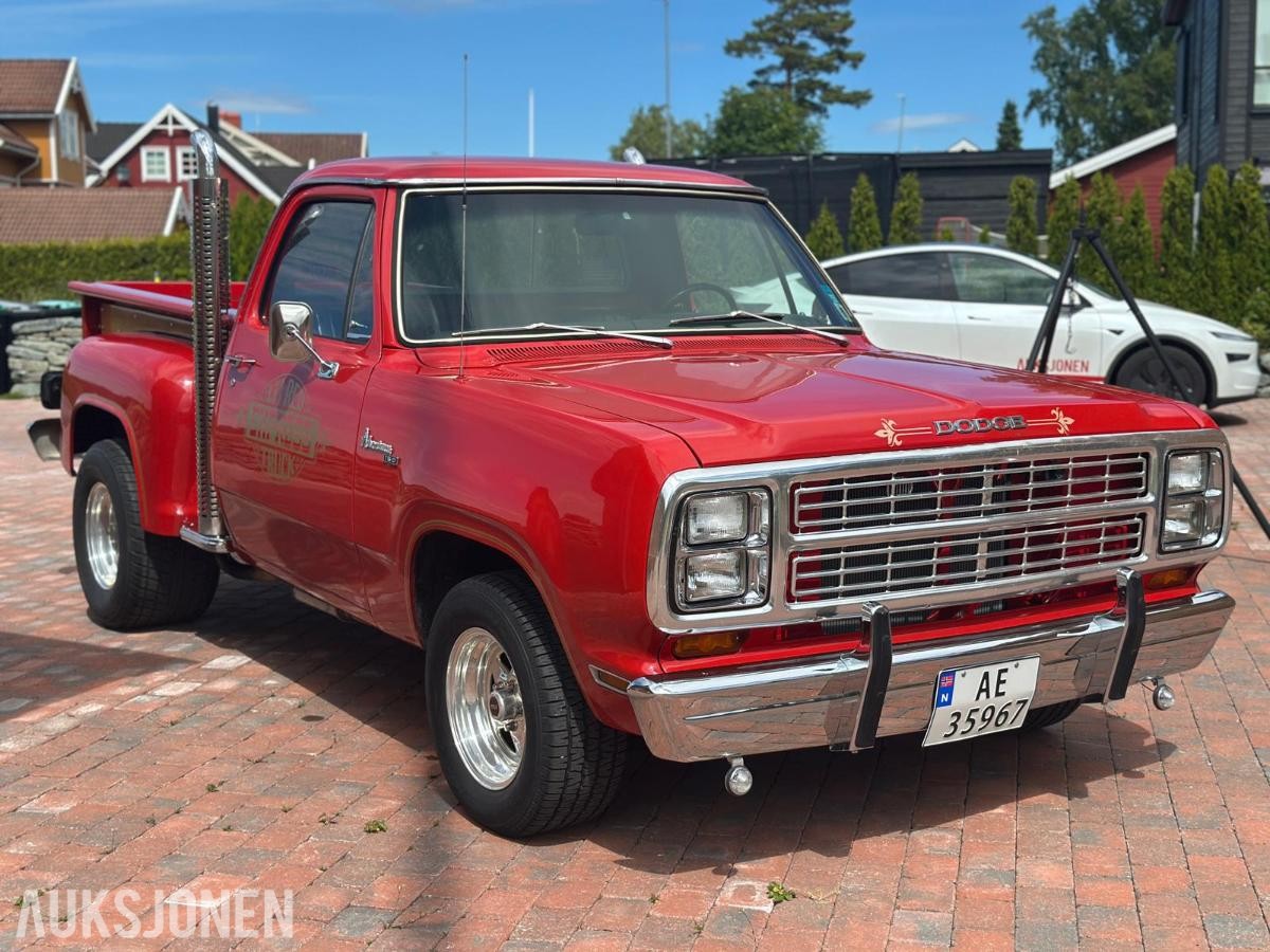 1979 Dodge D150 LI`L RED EXPRESS V8 EU OK 09.2029